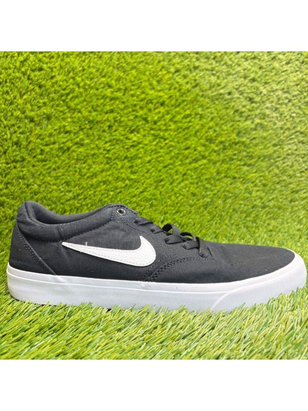 Nike SB Charge Canvas Mens Size 9 Black White Athletic Skateboard Shoes Sneakers